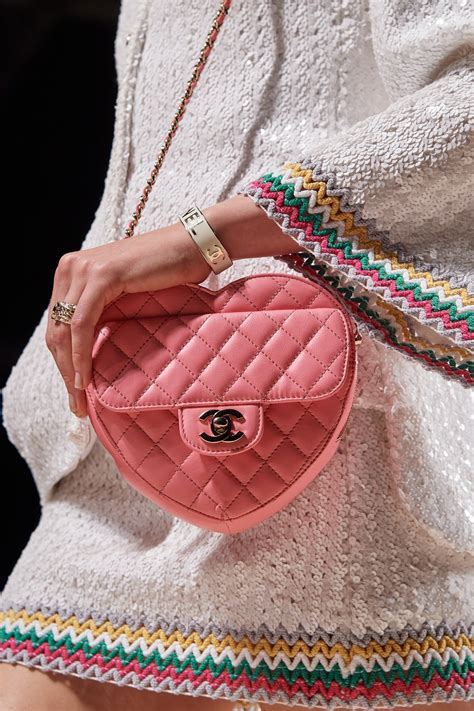 borsa chanel a cuore|moda Chanel borse.